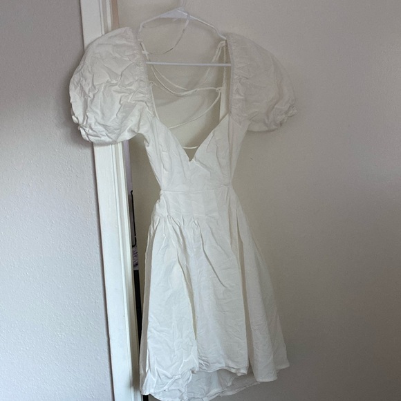 Lulu’s Mini Puff Sleeve Dress - Picture 3 of 9